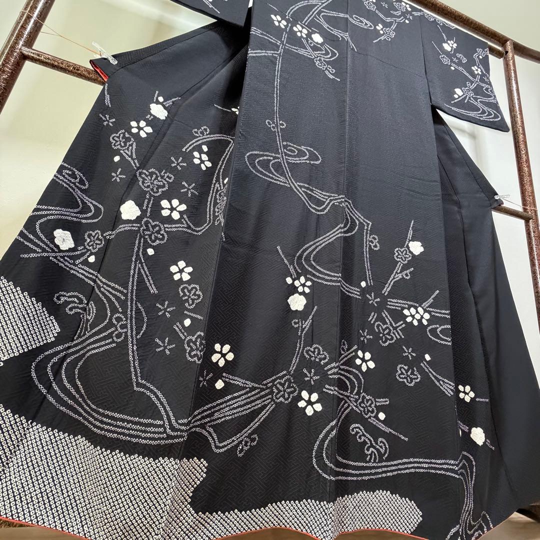 超美品　正絹　袷　現代　絞り　広襟　訪問着　着物　163　黒　シンプル　梅