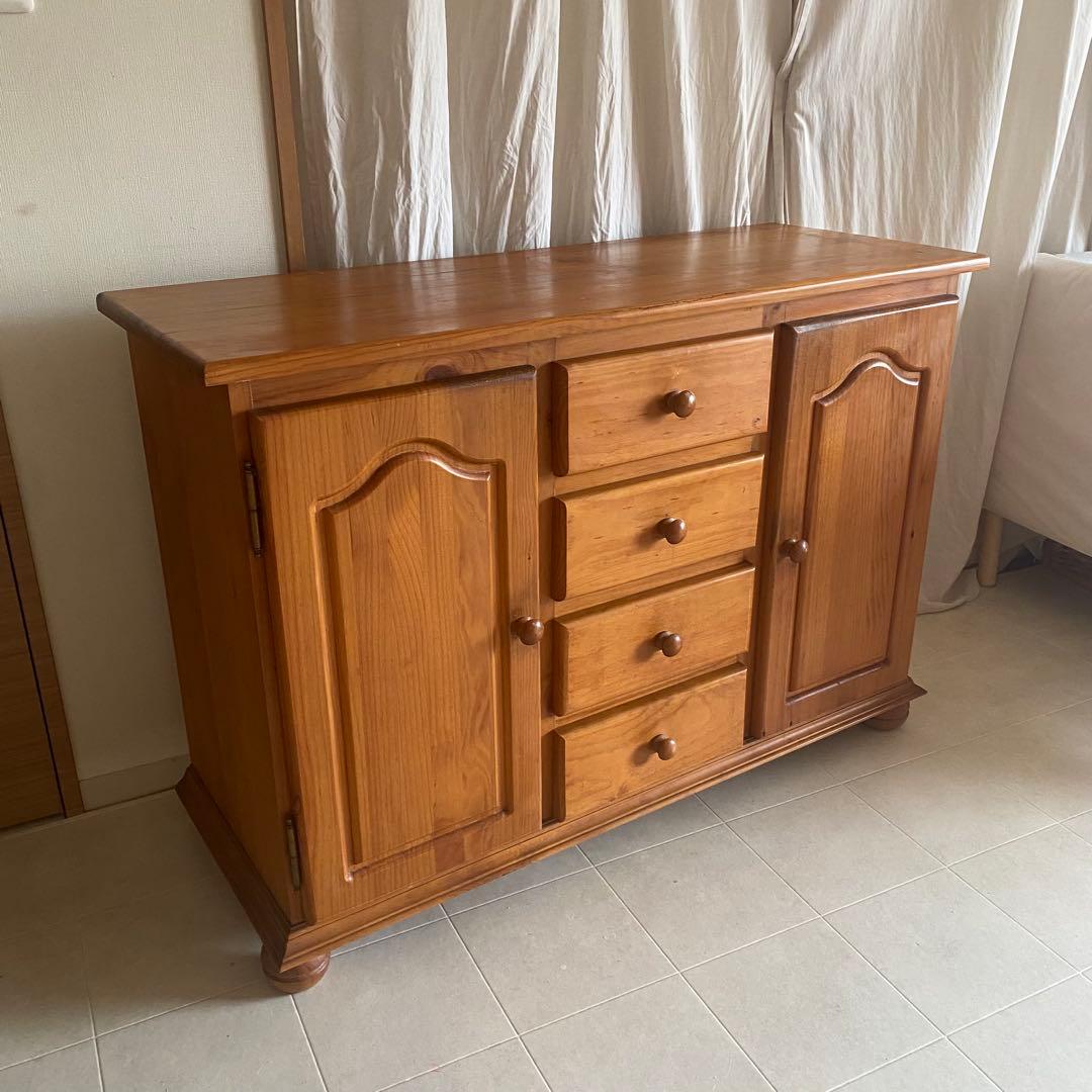 カントリー　パイン材　キャビネット　サイドボード　アンティーク　丸脚　家具