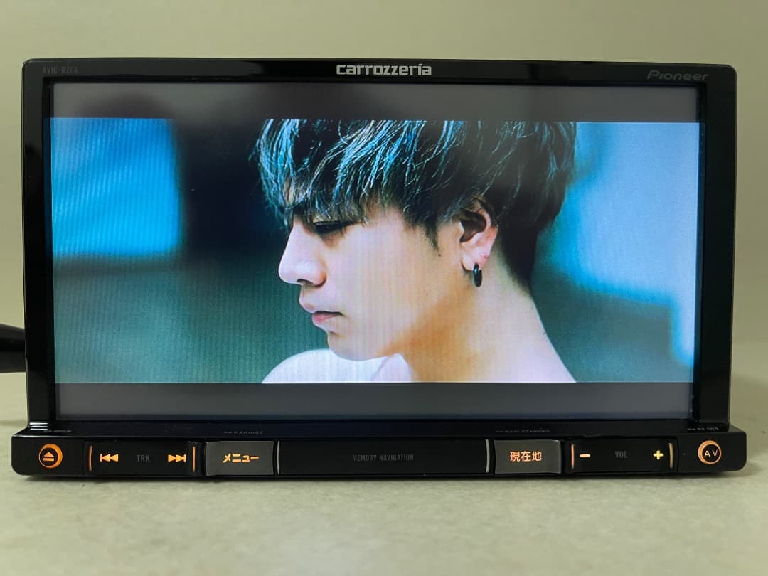 Pioneer AVIC-RZ06 カーナビゲーションシステム