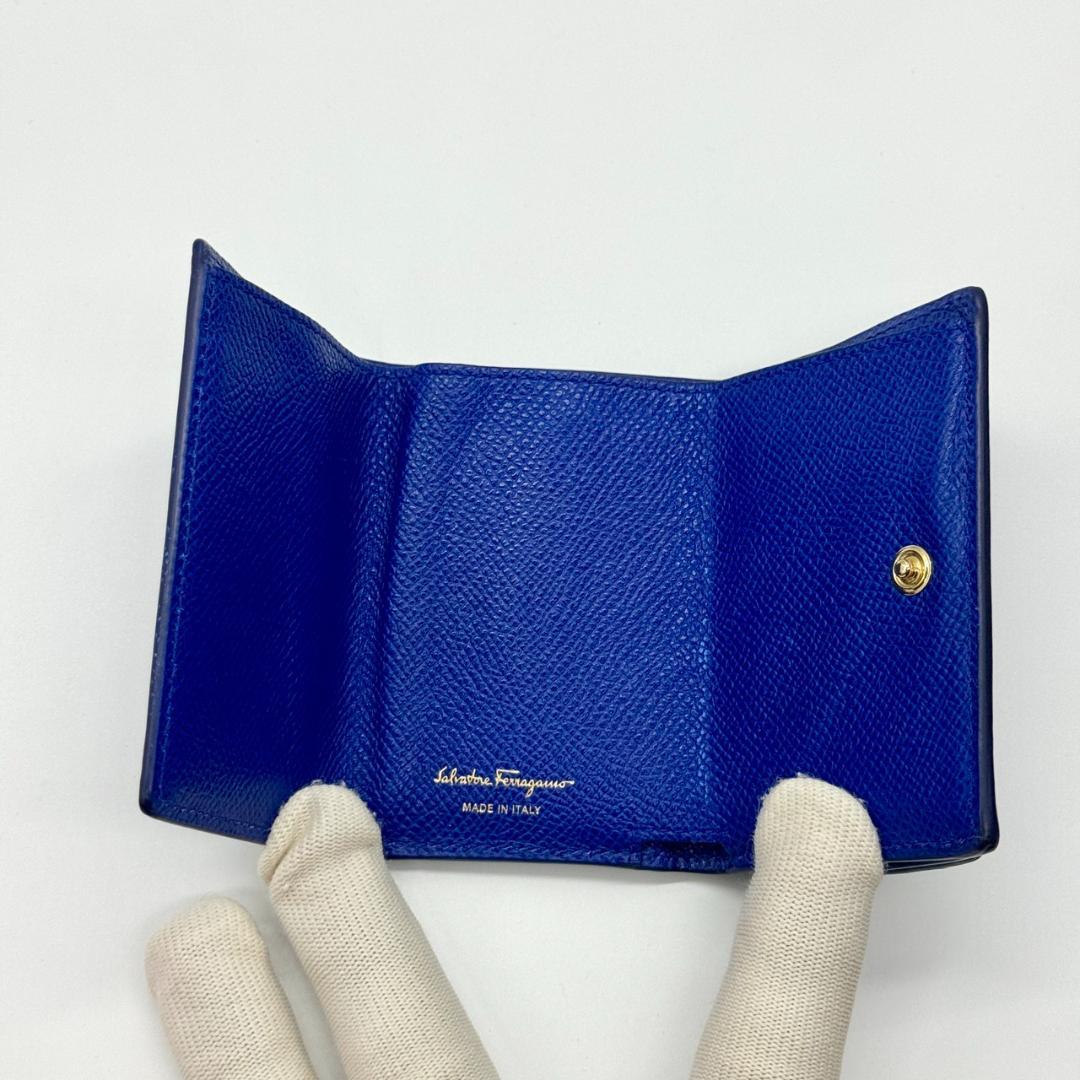 Salvatore Ferragamo フェラガモ 三つ折り財布 ヴァラ 箱付き