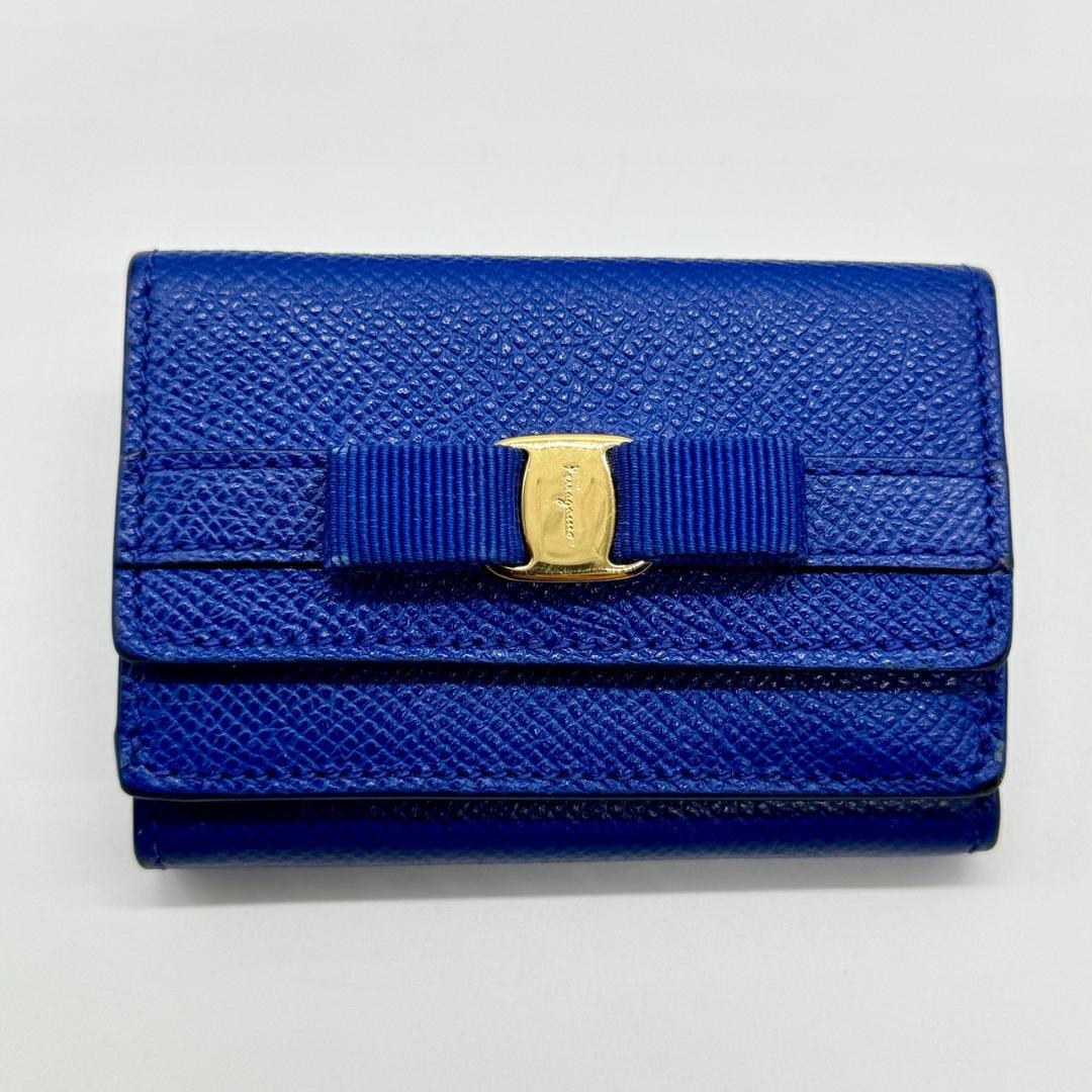 Salvatore Ferragamo フェラガモ 三つ折り財布 ヴァラ 箱付き