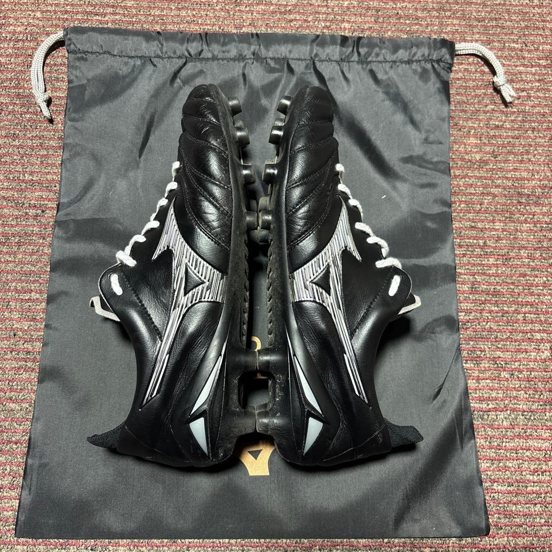 モレリアネオ 4 JAPAN （ブラック×ギャラクシーシルバー）数量限定色