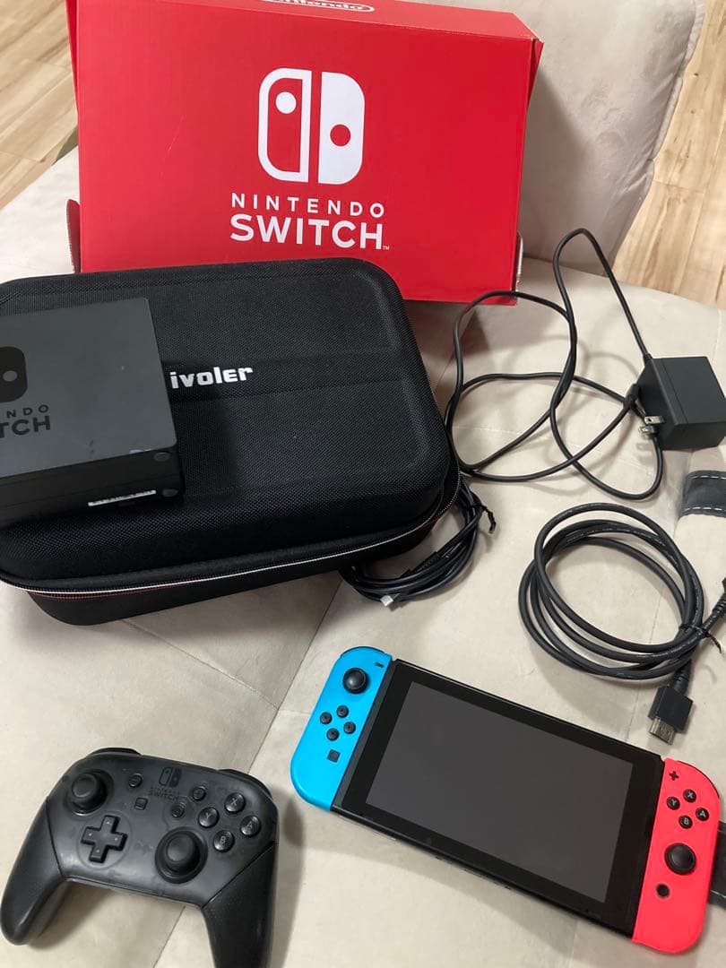 Nintendo Switch 本体 赤/青 充電器付き