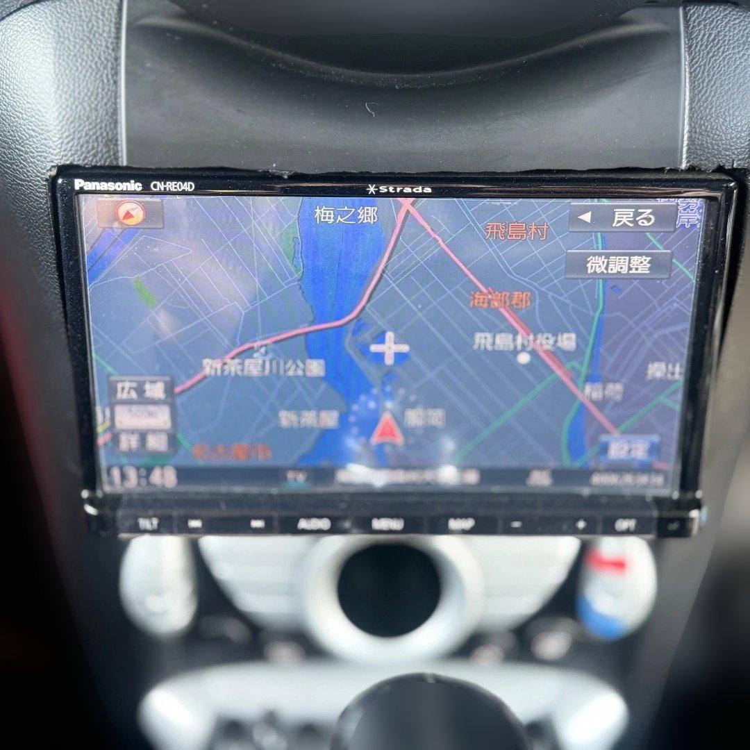 カーナビ CN-RE04D