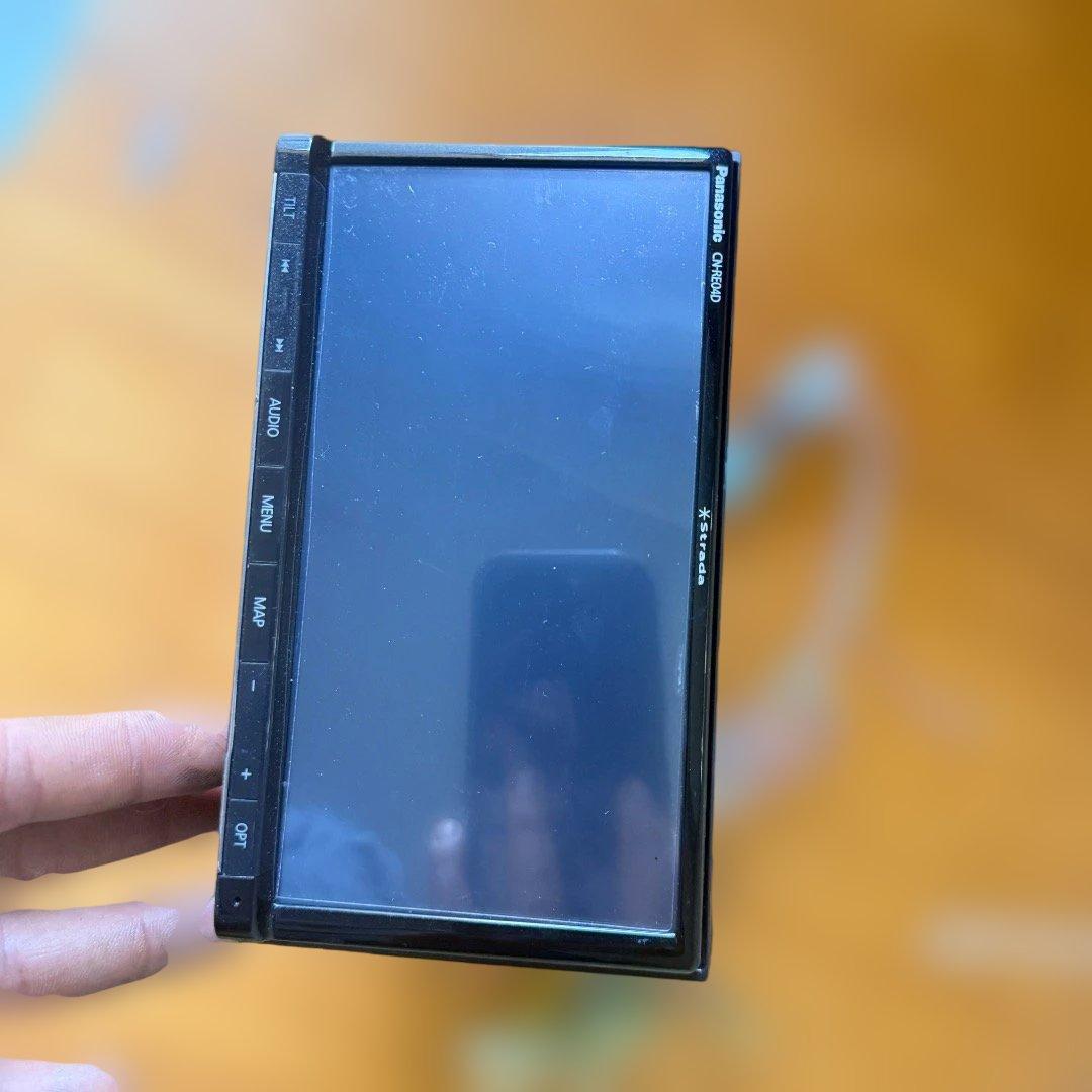 カーナビ CN-RE04D