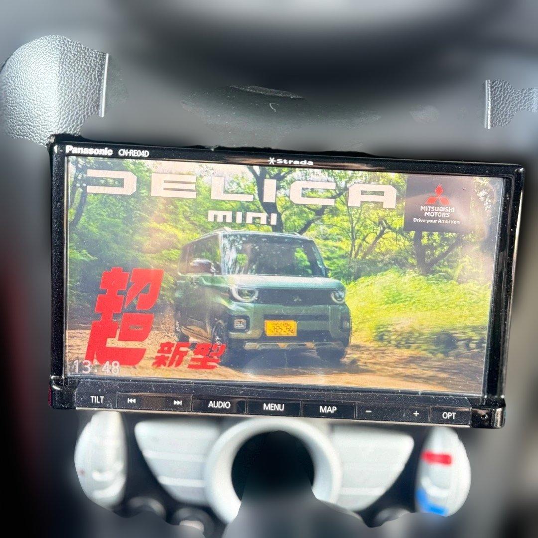 カーナビ CN-RE04D