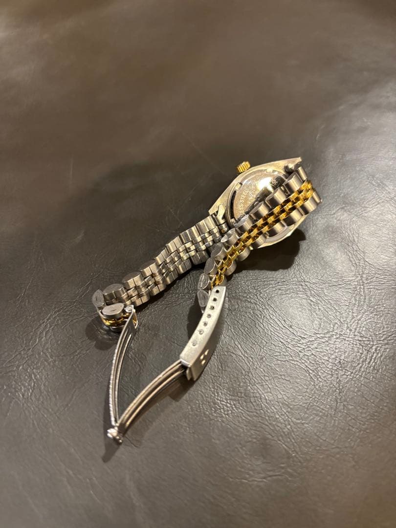 【美品】ミッキーマウス 腕時計 クォーツ