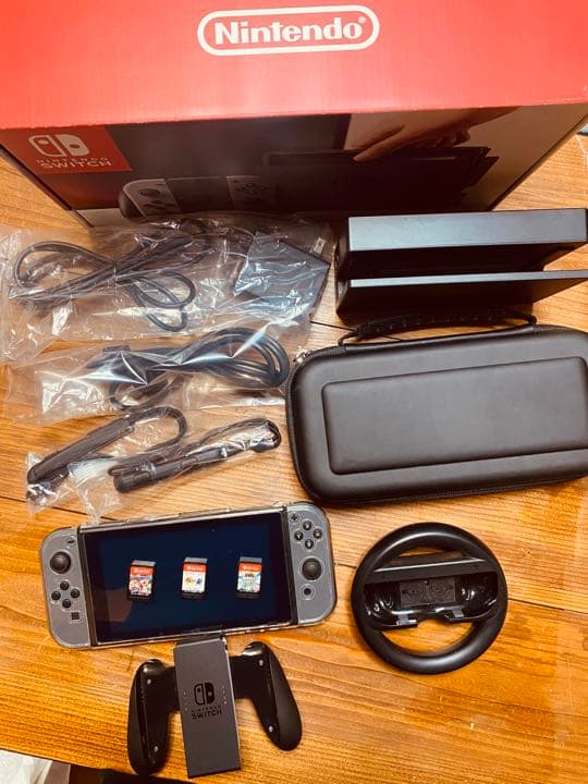 値引き有　NINTENDO SWITCHブラック　ゲーム　switch