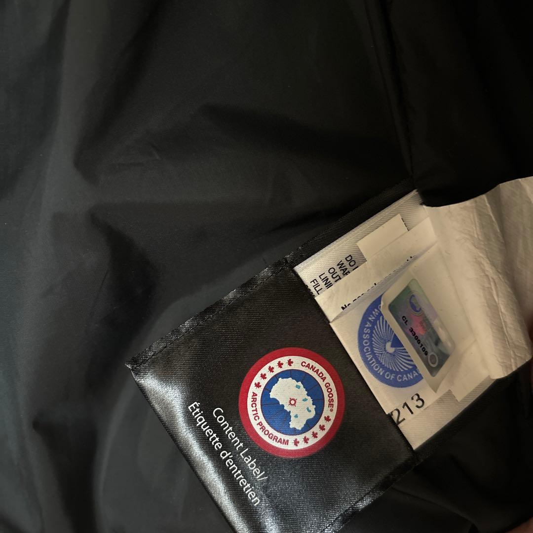 カナダグース、ダウンベスト　S size