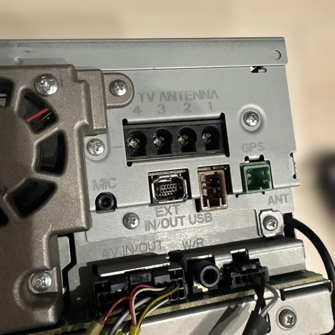 カロッツェリア　AVIC-ZH0007 カーナビ