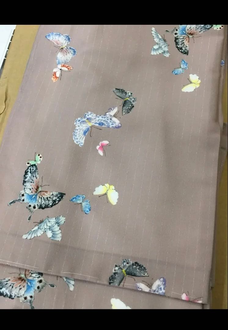 みずのしのぶさん　アンティーク復刻お着物【蝶々】　サイズS 美品