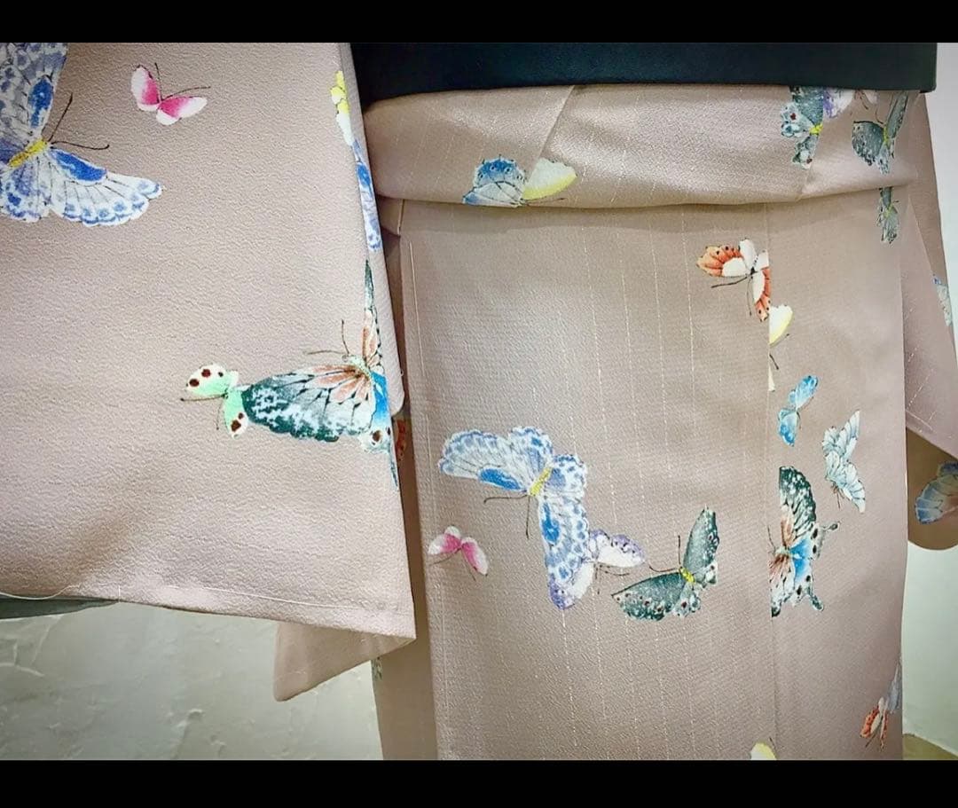 みずのしのぶさん　アンティーク復刻お着物【蝶々】　サイズS 美品