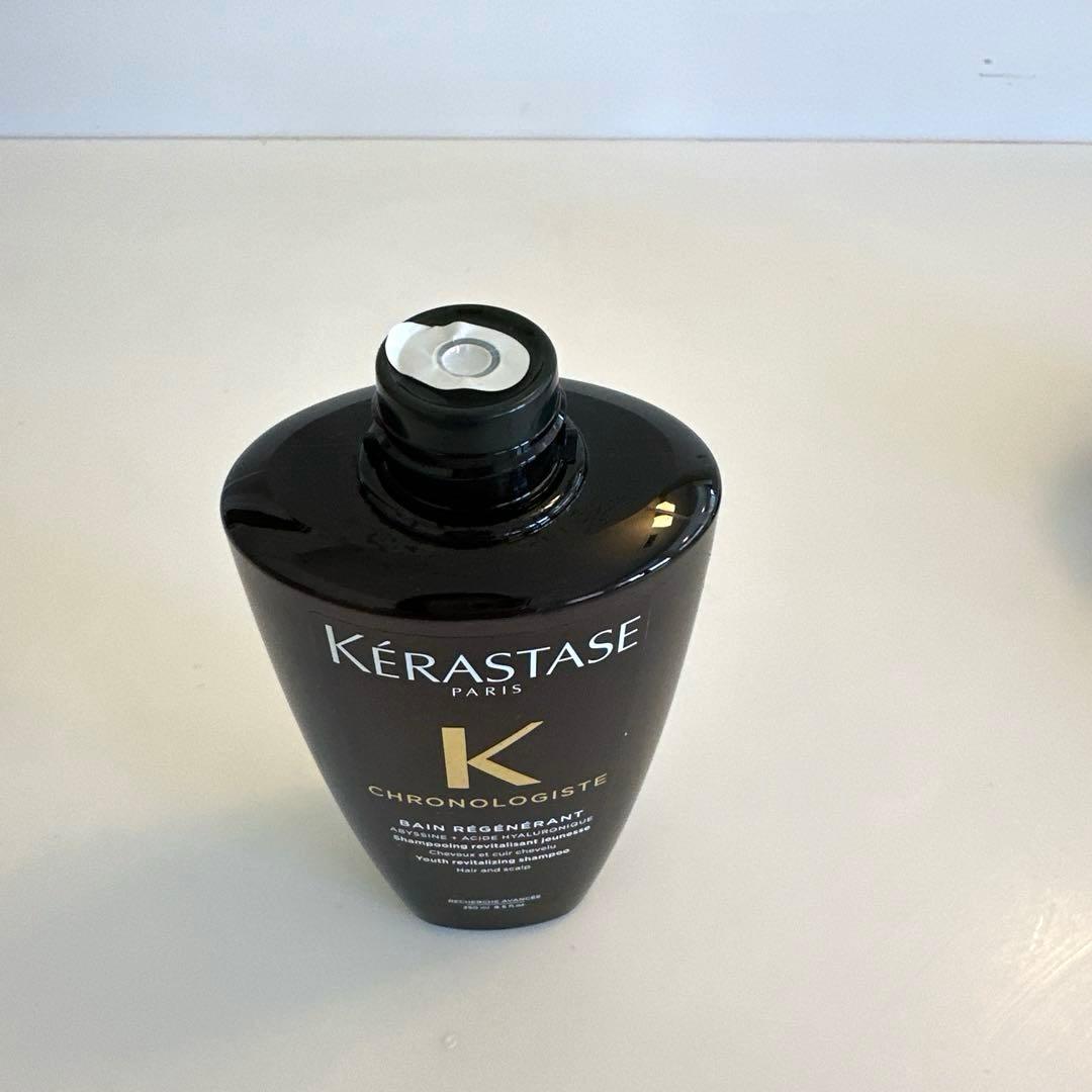 ケラスターゼ　バンクロノロジスト　シャンプー（新品）　トリートメント（残8割）