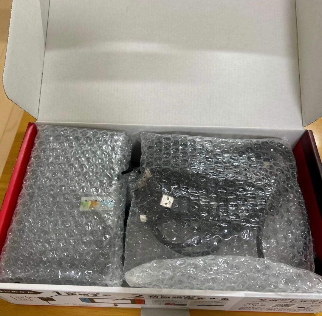 【美品】Nintendo Switch バッテリー強化版