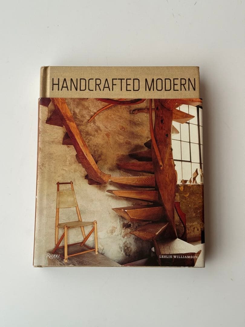 洋書 Handcrafted Modern(Leslie Williamson)
