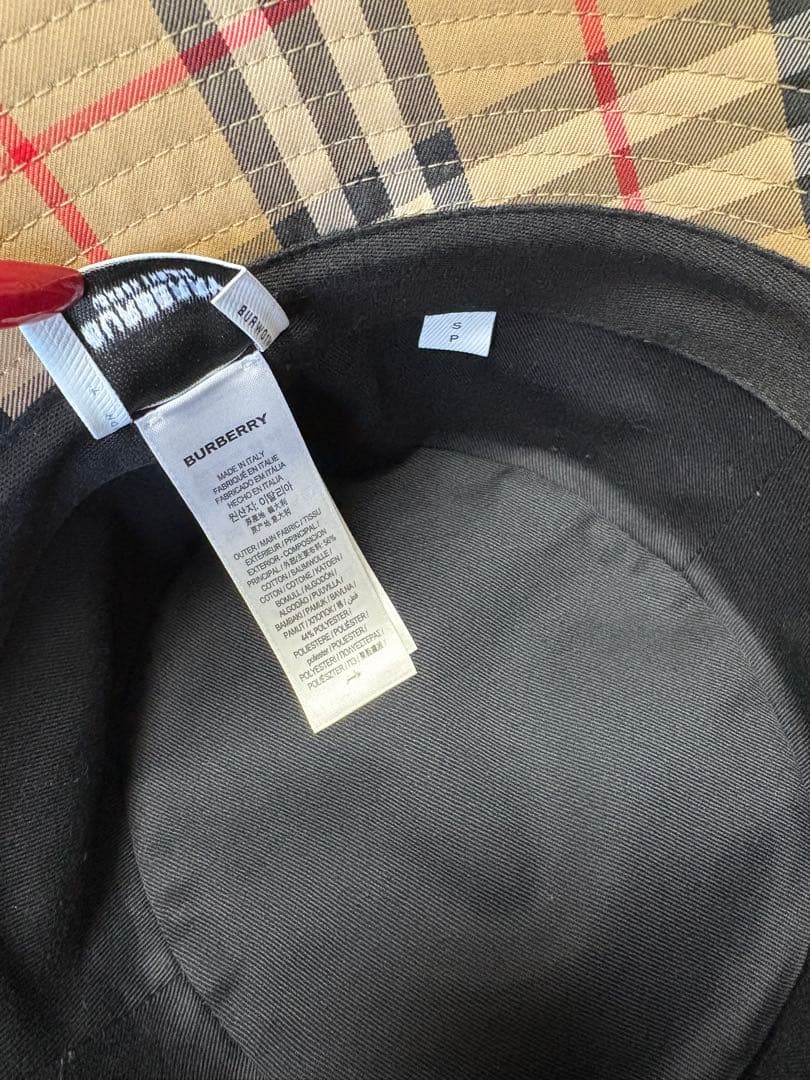 【なちゅ】BURBERRY バケハ【正規品】 ☆2月限定 割引特典あり☆