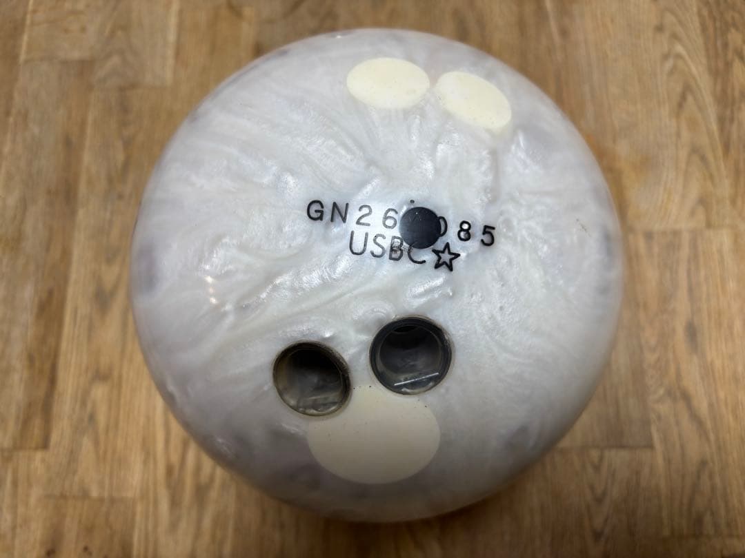 (中古)BLACK WIDOW SPARE ボウリングボール　約20球投　14p