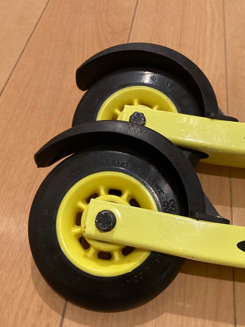 クロスカントリースキー　ローラースキー