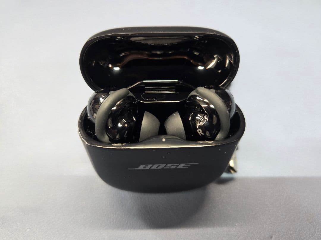 BOSE QuietComfort Ultra ワイヤレスイヤホン(第一世代)