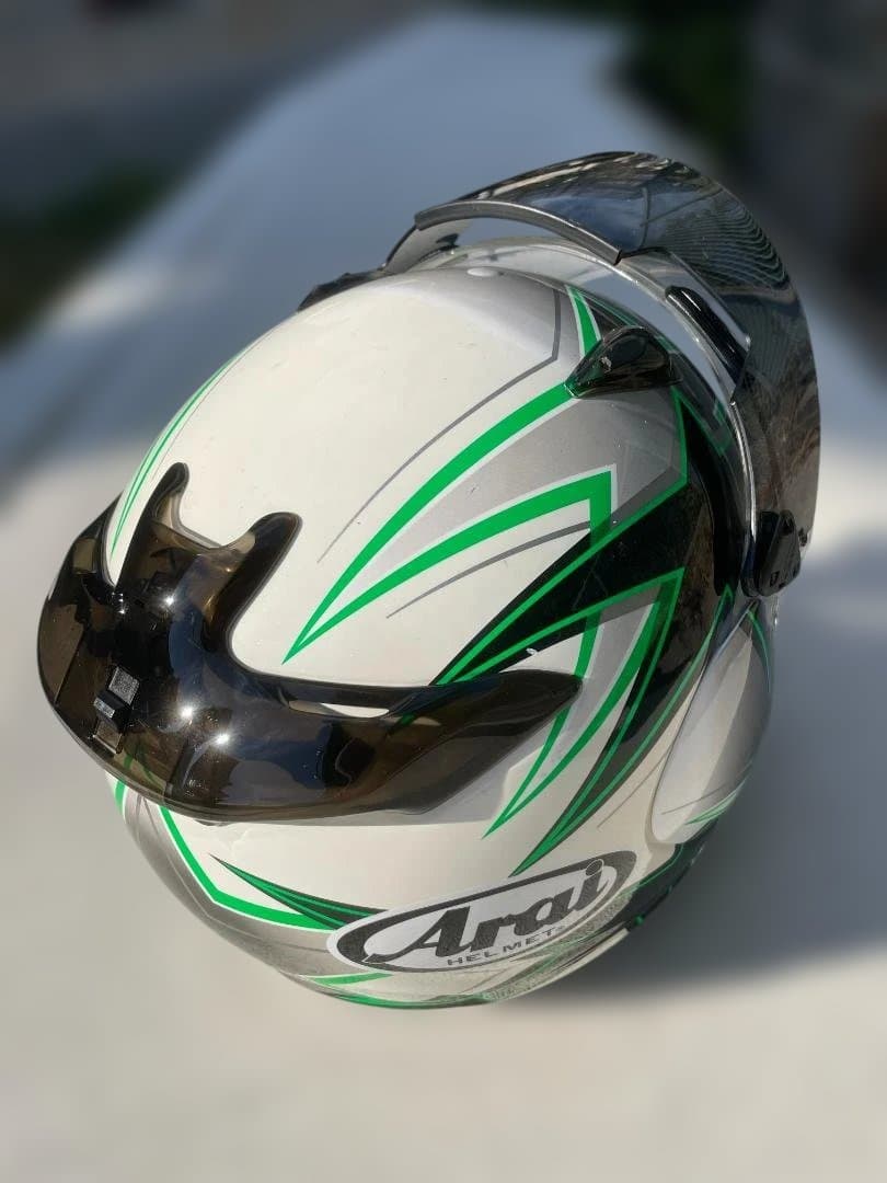 araiフルフェイスヘルメットLサイズ