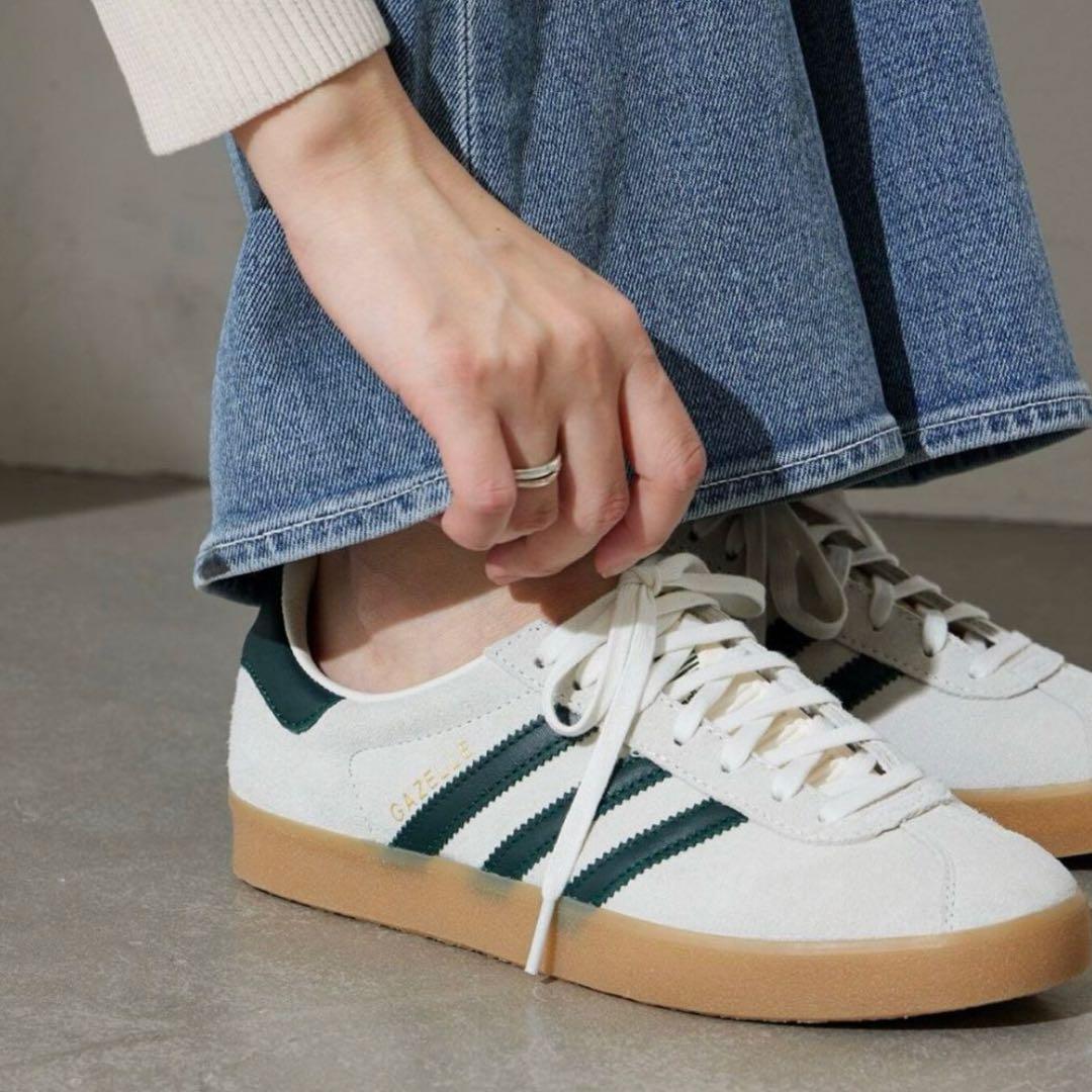 お値下げ未着用品　adidas GAZELLE 85 ガゼルスニーカー