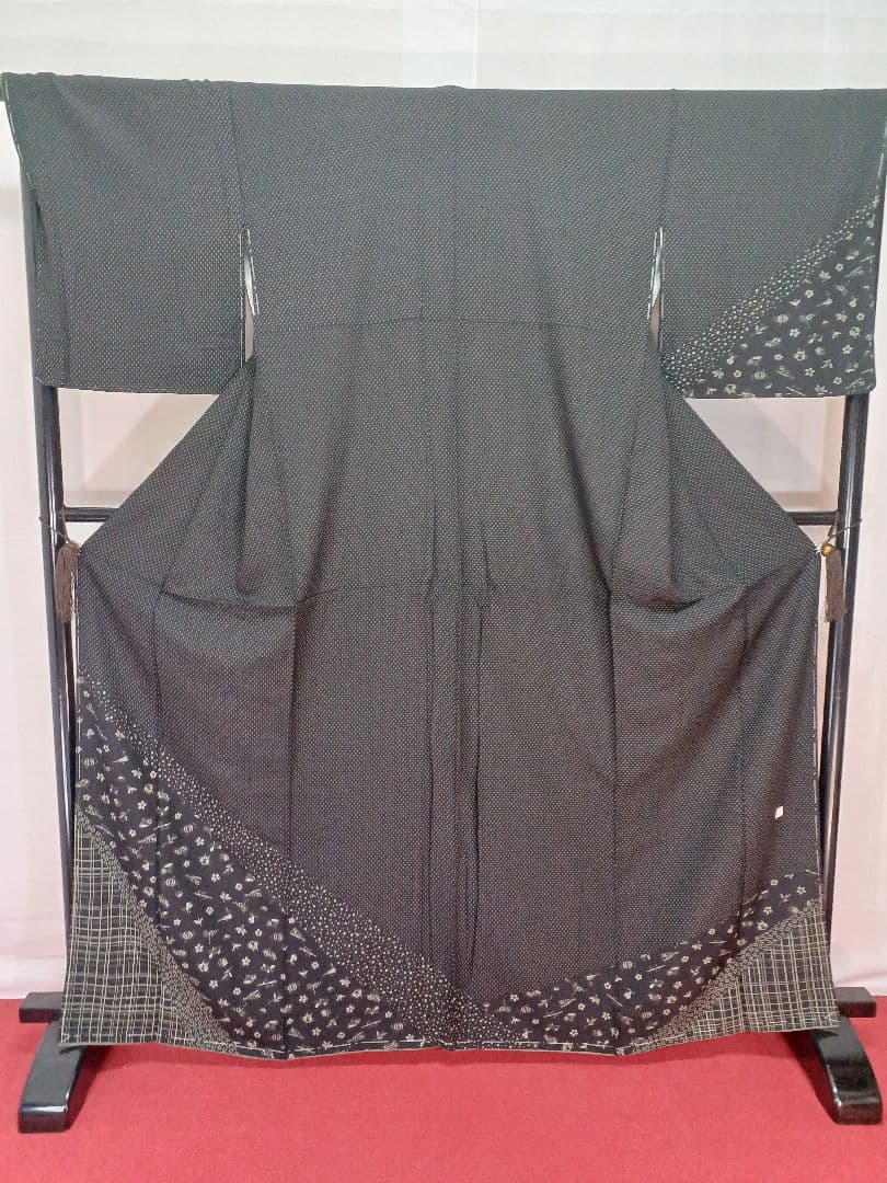 ［付下げ］新品未使用品　しつけ有り　作家物　落款有り　K-386