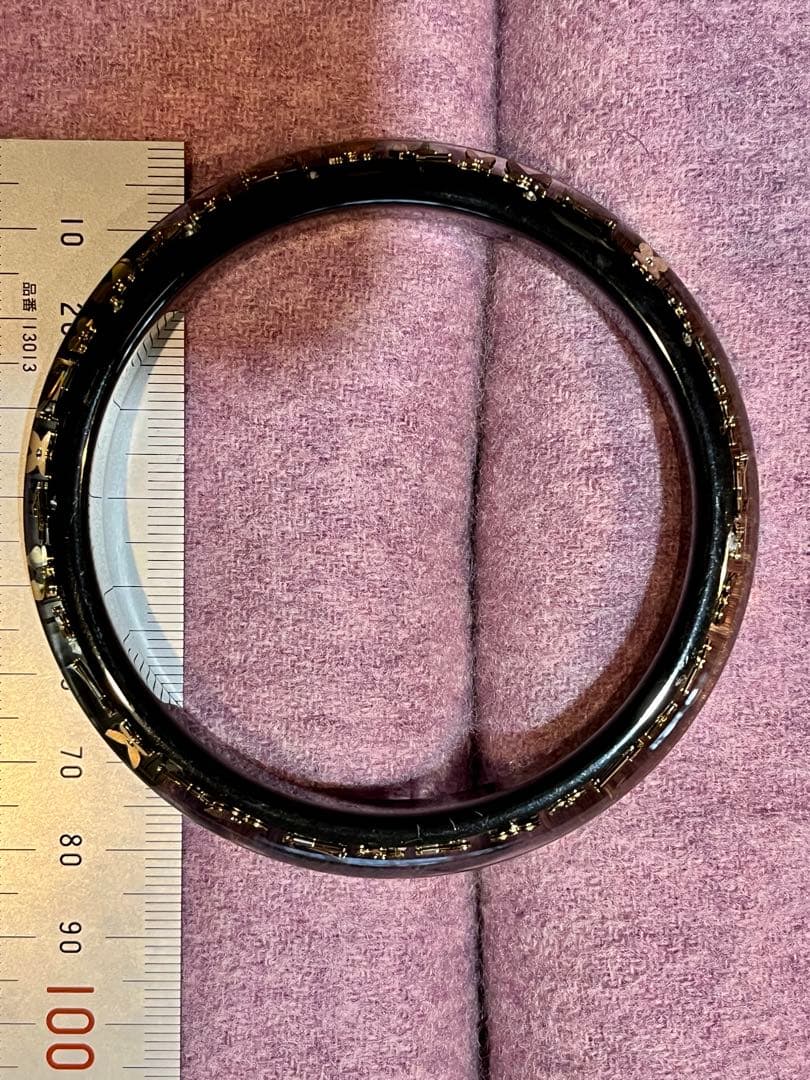 LOUIS VUITTON ブラックバングル 黒