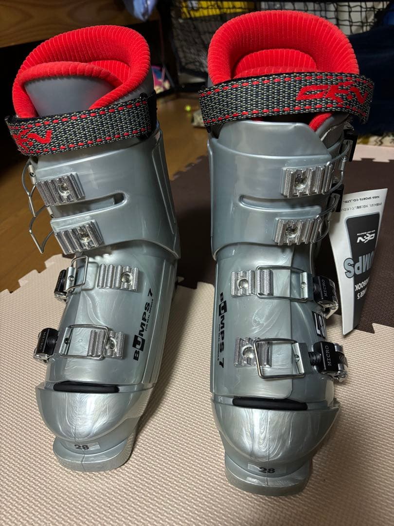 GEN Bumps スキー ブーツBP7