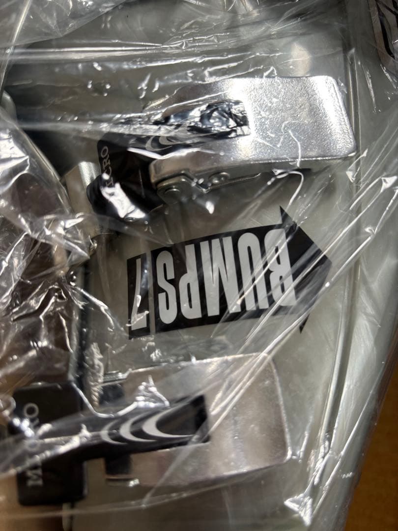 GEN Bumps スキー ブーツBP7