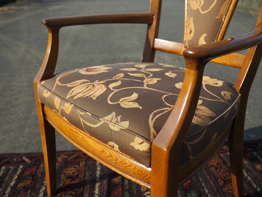 “karimoku”Domaniダイニングチェア