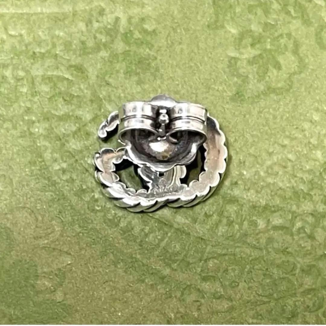 【極美品】グッチ　マーモントGG ツイストピアス片耳　希少　925 アラベスク