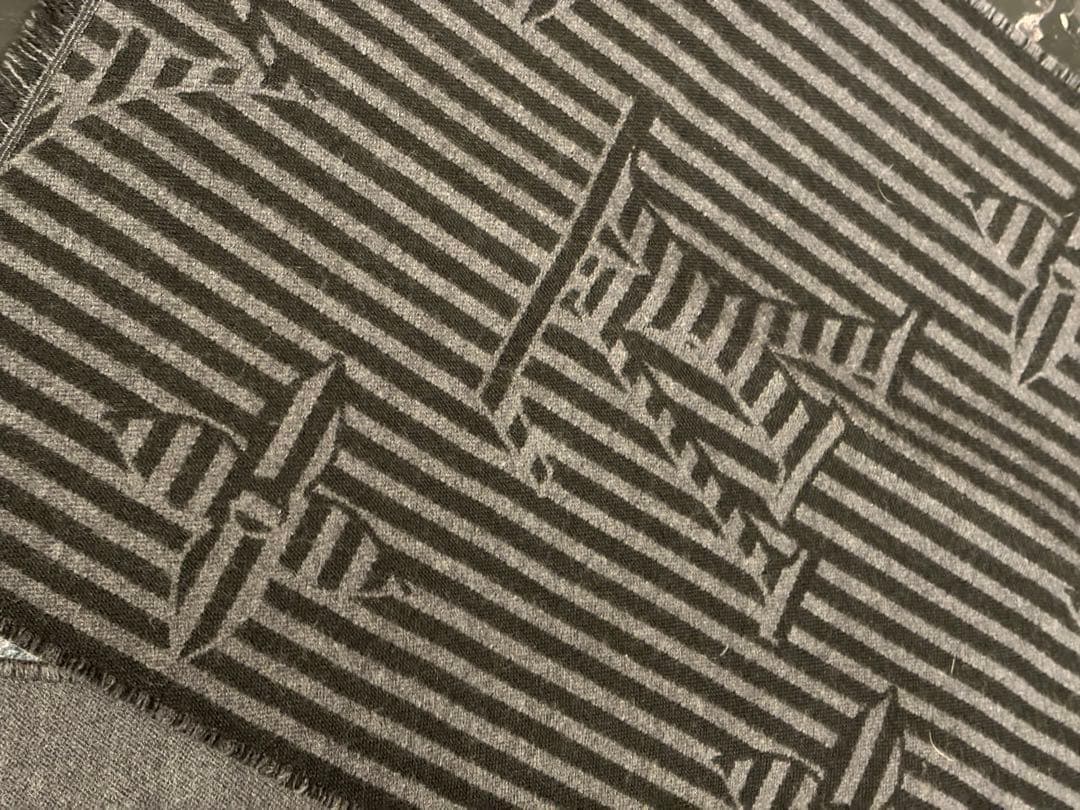 ヴィトン　マフラー　ストール　メンズ