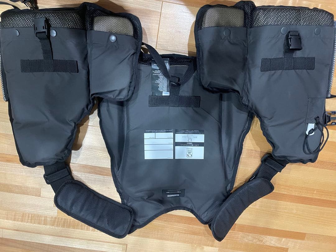 シマノ　ロックショアベスト　VF-029Ｕ　綺麗☆早い者勝ち☆釣り引退☆処分品☆