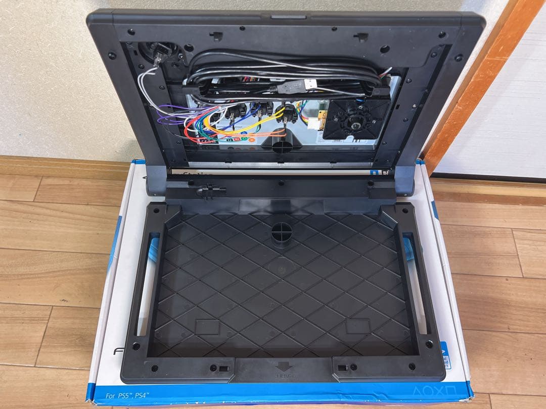 PS5、PS4 PC 用の HORI ファイティングスティック α (アルファ)