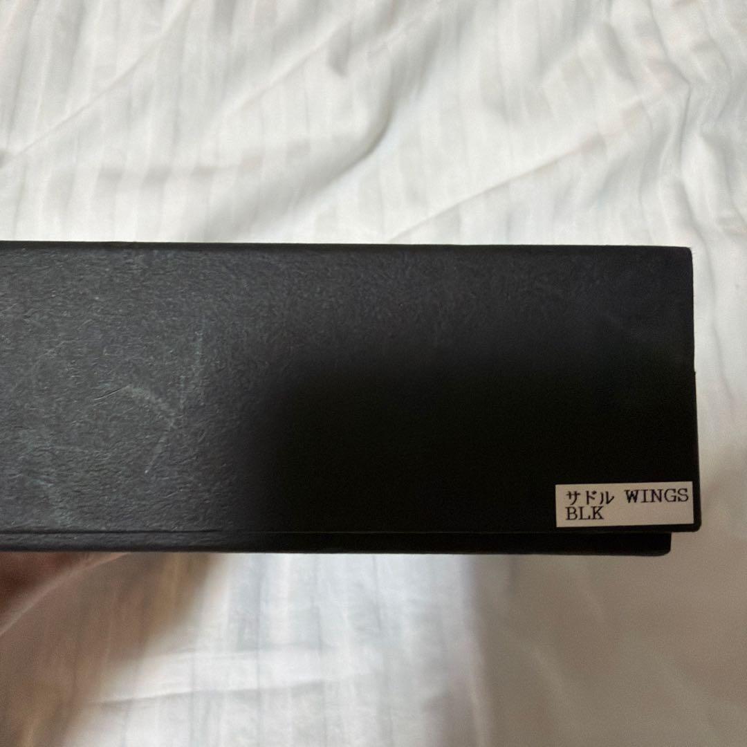 ワイルドスワンズ ウィングス サドルプルアップ　財布　レザー　WINGS 王冠