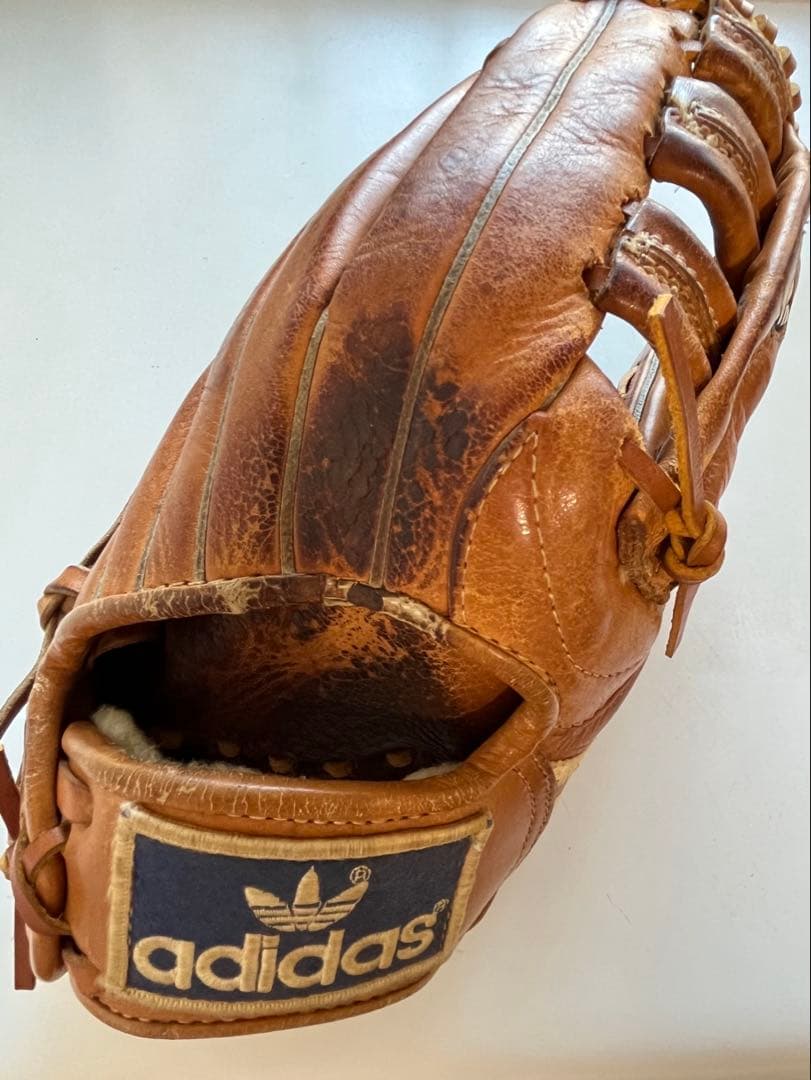adidas ビンテージ　グローブ