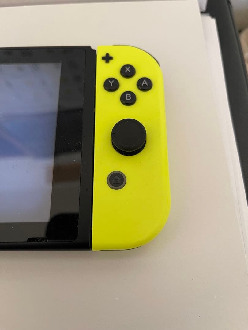 Nintendo Switch 本体 赤と黄　microSD付