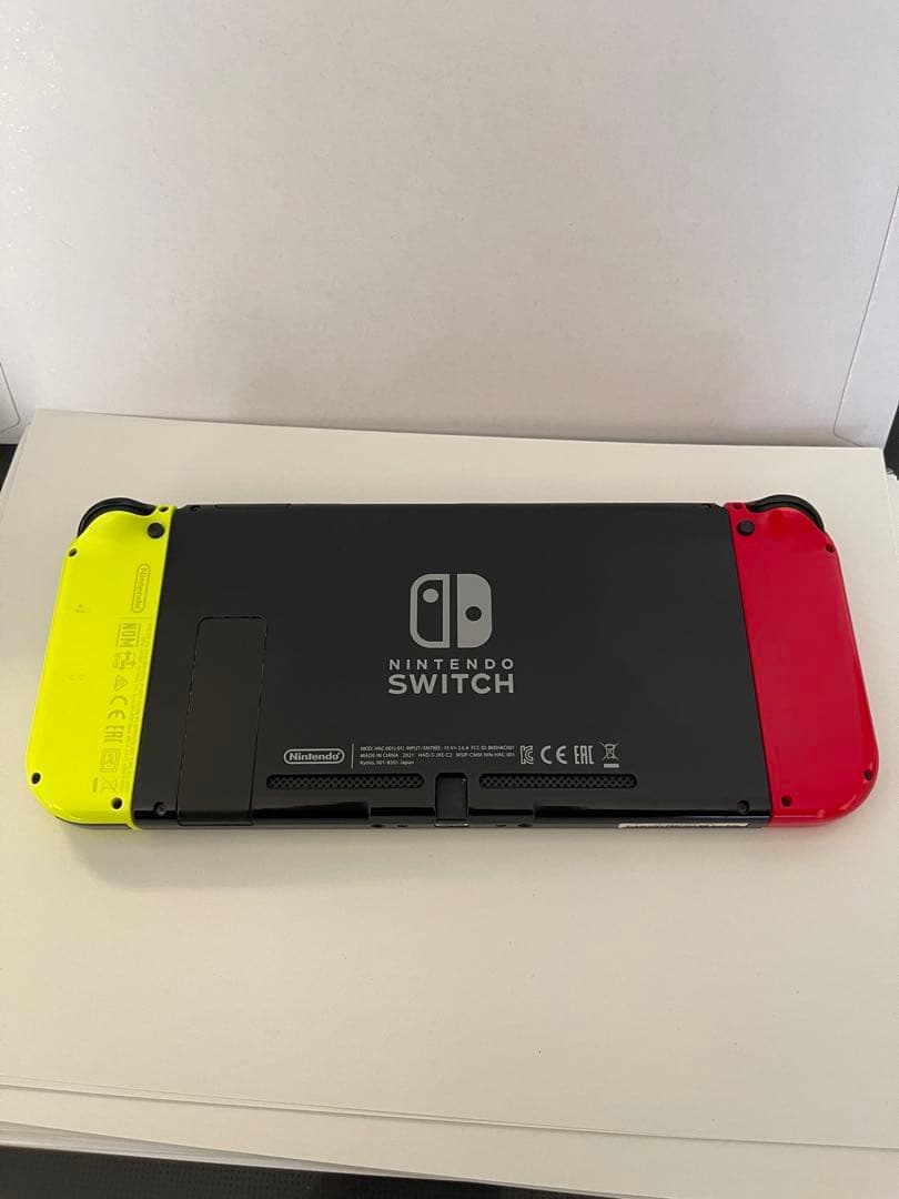 Nintendo Switch 本体 赤と黄　microSD付