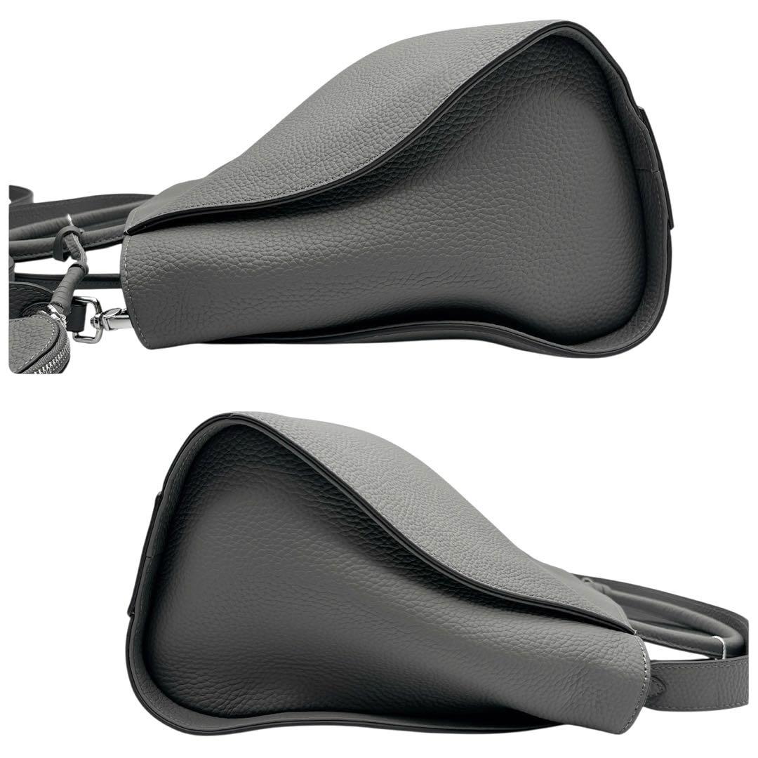 未使用◎ ヘイニ クリミト 2way 斜めがけ可 ショルダーバッグ ハンドバッグ