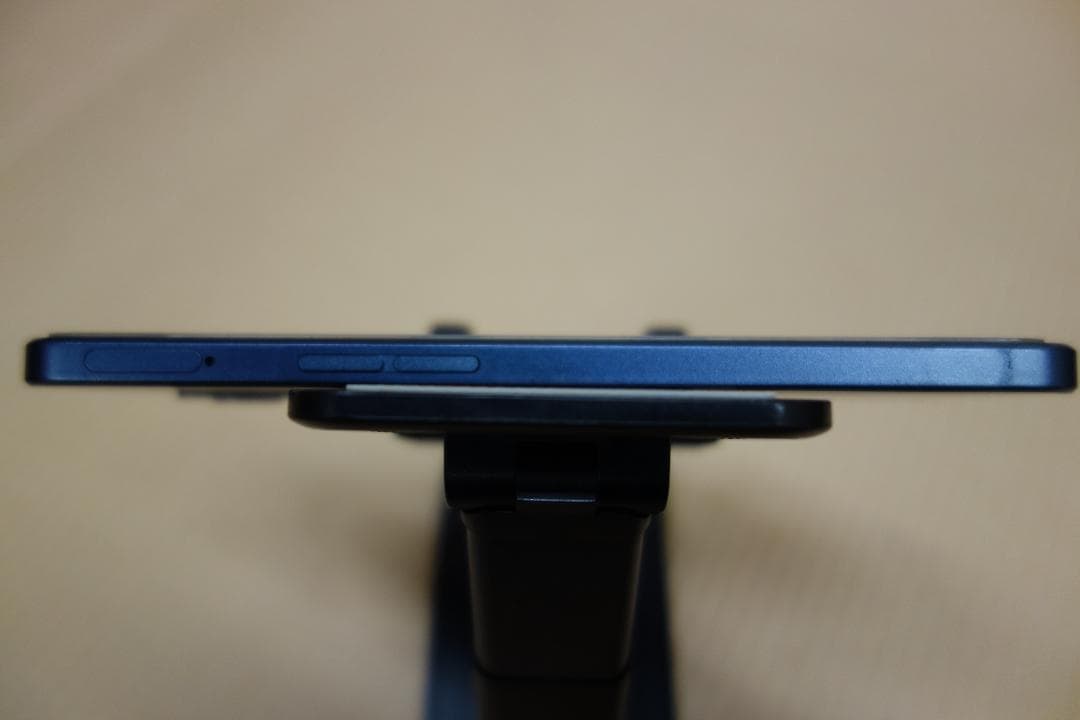 OPPO reno7A ブラック スマートフォン 本体　おまけ付き