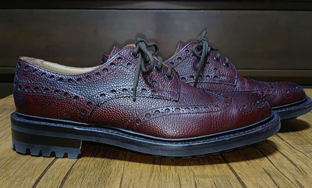 【新品同様】JOSEPHCHEANEY AVONC バーガンディグレイン 8 F