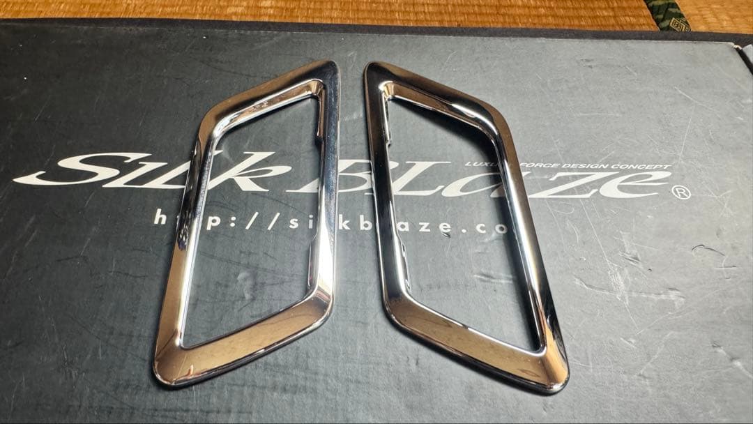 アルファード　ヴェルファイア20系SilkBlaze マボガニー調黒木目