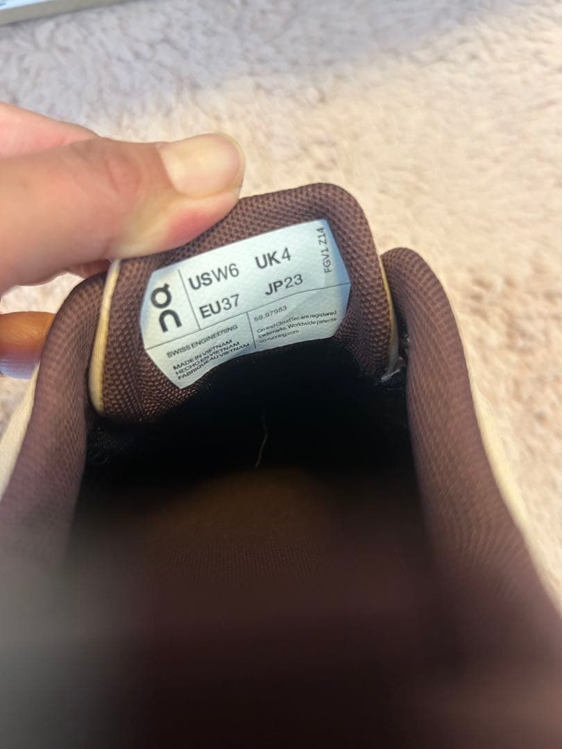 On Cloud Waterproof スニーカー 23センチ