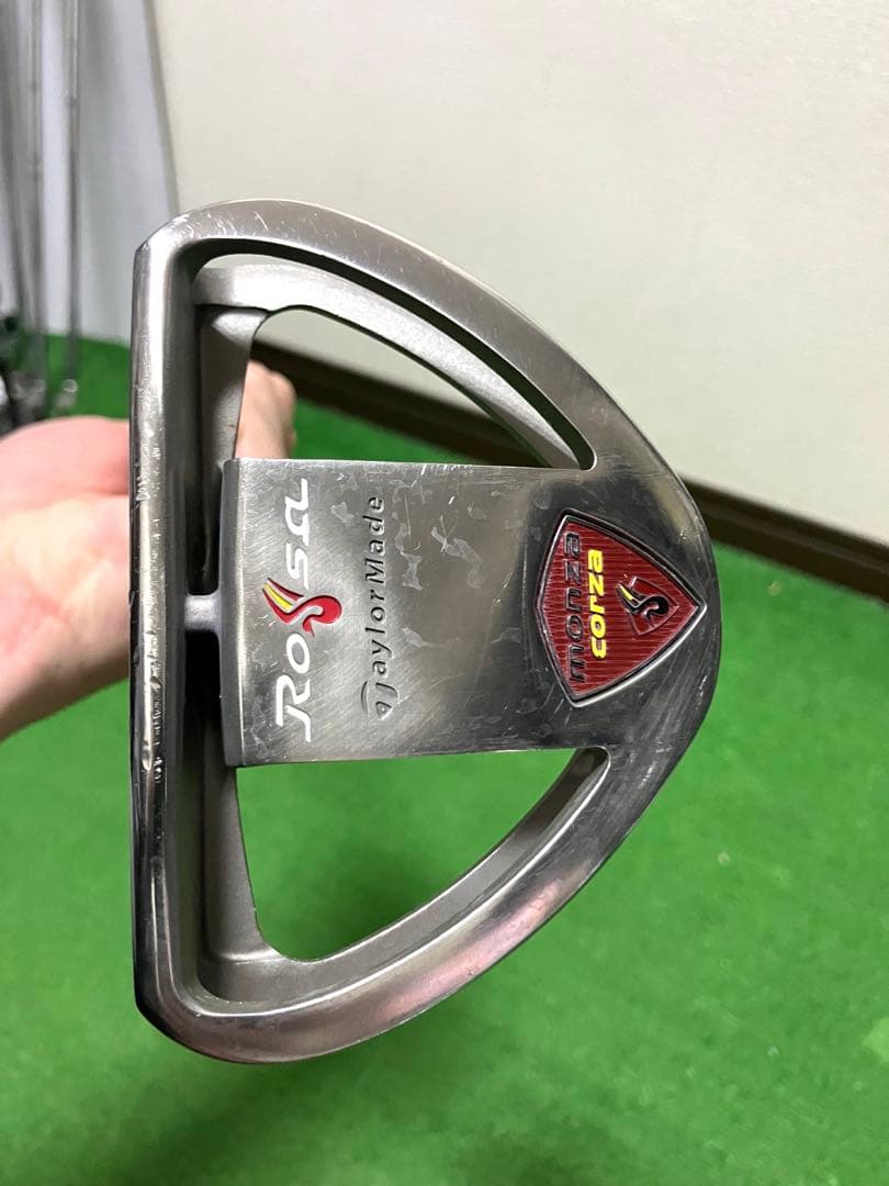 テーラーメイドROSSA 42インチ　パター