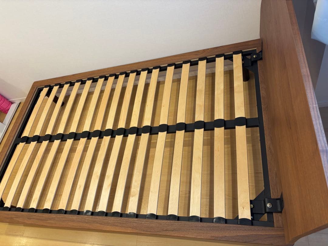 無印良品　ベッドフレーム・セミダブル・ウォールナット　ヘッドボード脚付