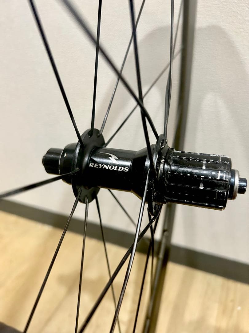 ◆レイノルズCarbonホイール後輪◆重量0.84kg リムハイト46mm10s