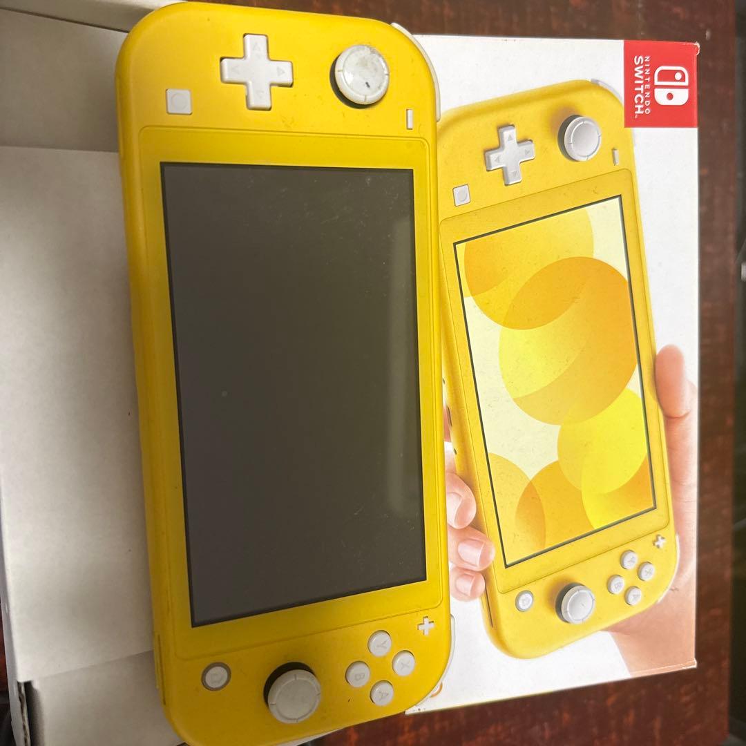 Nintendo Switch Lite イエロー　箱　充電器あり