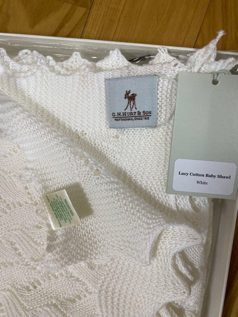 G.H. Hurt & Son コットンレースショール　おくるみ