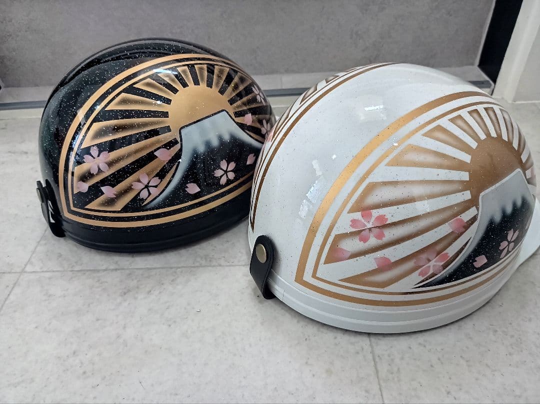 カスタムコルク半　黒金　白金　七色ラメ