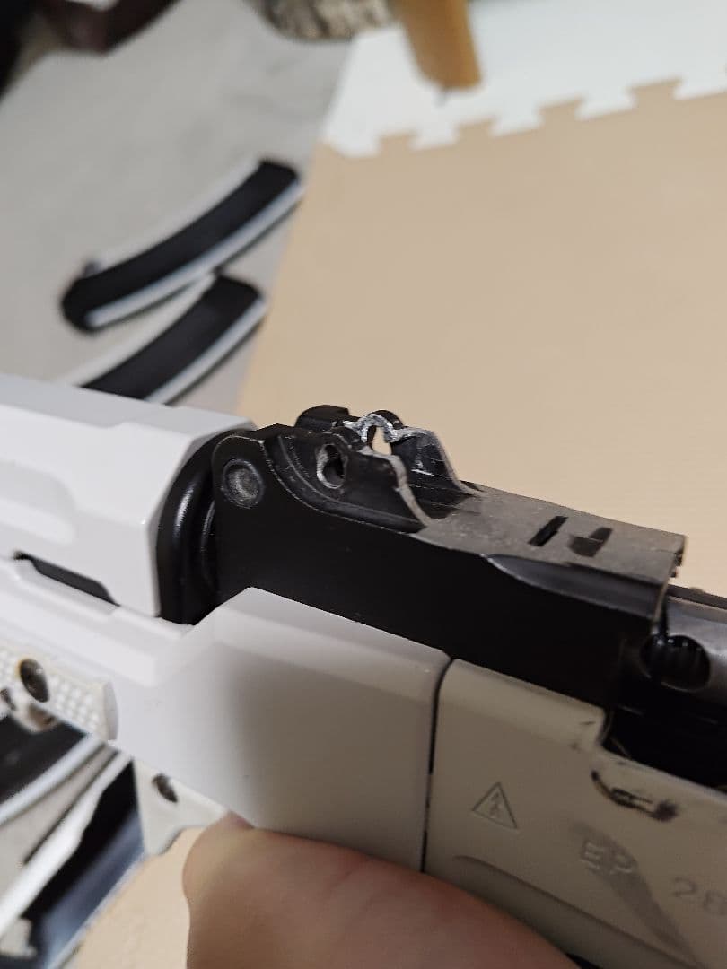 東京マルイ 次世代AK WHITE STORM ホワイトストーム カスタム品